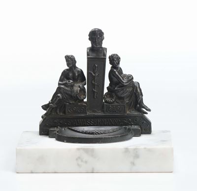 Erma in Bronzo con Due Figure, A. Wassermann