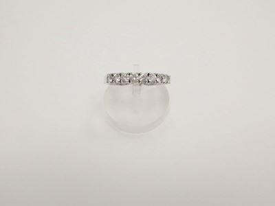 Anello a Rivière con Diamanti