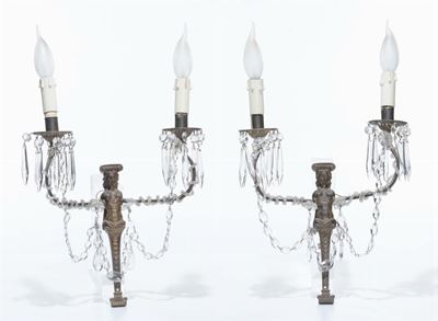 Coppia di Appliques in Bronzo Dorato e Cristalli, XX Secolo