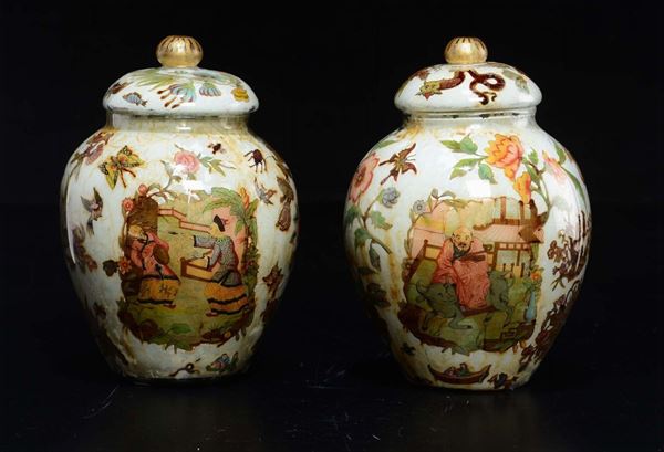 Coppia di vasi in vetro decorato ad arte povera, Piemonte XIX secolo