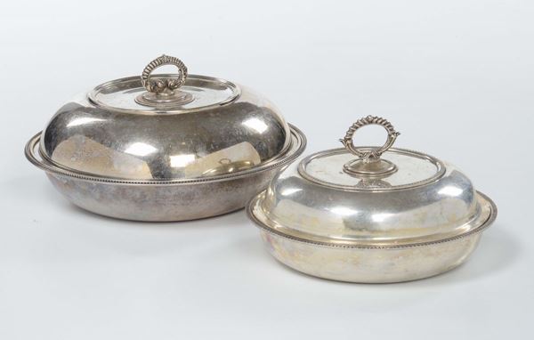 Due zuppiere diverse in argento, XX secolo