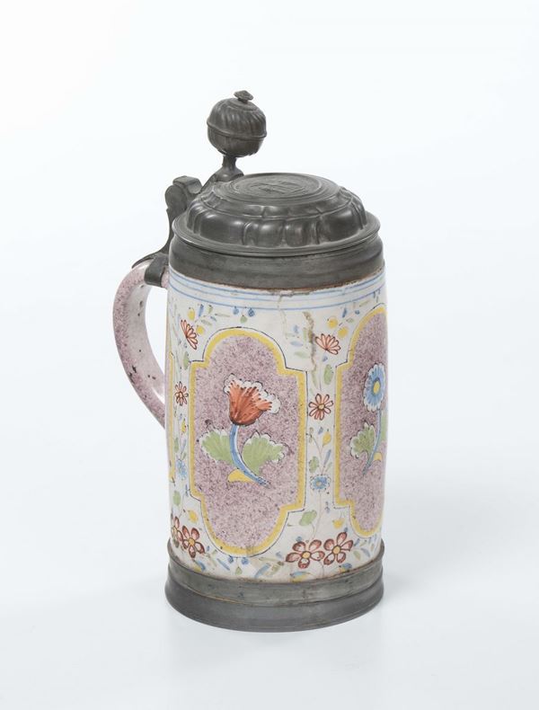 Tankard in porcellana e metallo argentato, Inghilterra XIX secolo