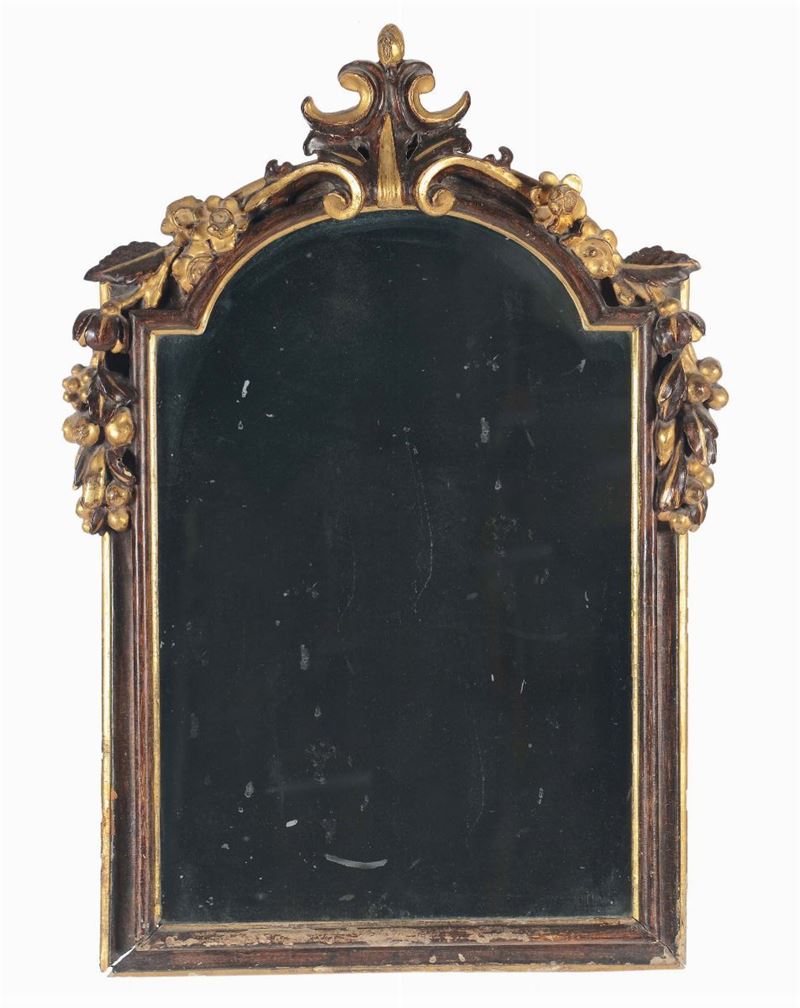 Cornice centinata in legno intagliato, laccato e dorato, XVIII secolo  - Auction Fine Old Frames - Cambi Casa d'Aste