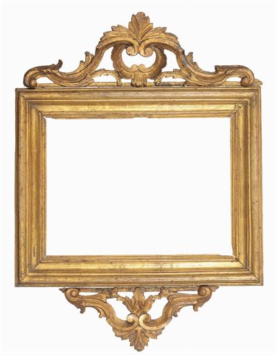 Cornice Interamente Dorata con Cimasa e Grembiule Sagomati, XVIII Secolo