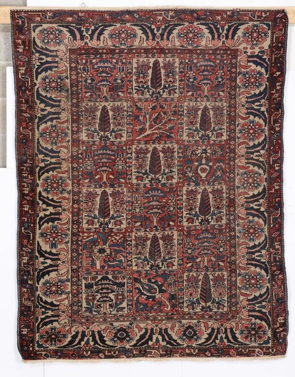 Lotto di due tappeti persiani Baktiary, inizio XX secolo