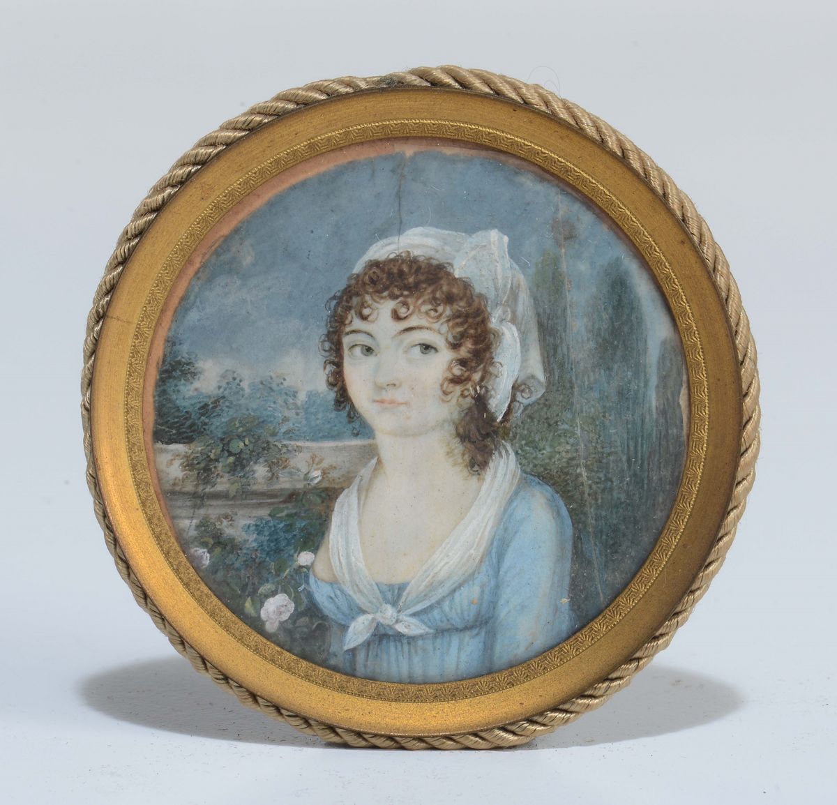 Due Miniature Tonde su Avorio Raffiguranti Figure Femminili, XIX Secolo