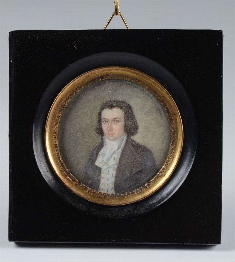 Miniatura su avorio raffigurante gentiluomo, XIX secolo  - Auction Antique Online Auction - Cambi Casa d'Aste