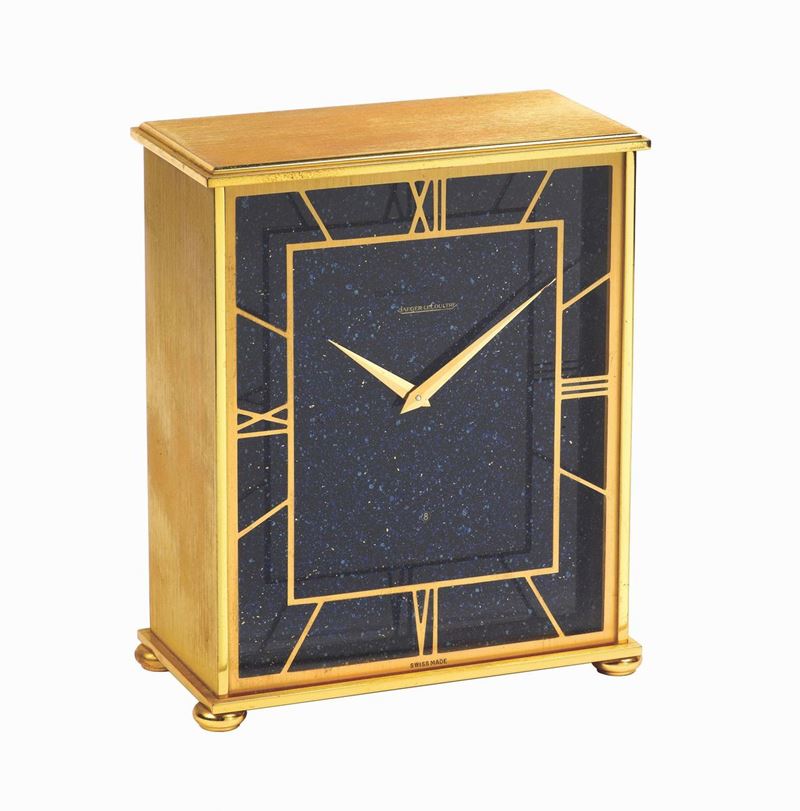 Jaeger LeCoultre, orologio da tavolo, in ottone dorato, riserva di carica. Realizzato nel 1960 circa.  - Asta Orologi da Polso e da Tasca - Cambi Casa d'Aste