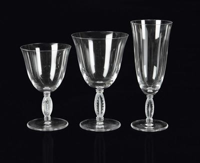 Lalique, Servizio di bicchieri in cristallo (diciotto pezzi), Francia