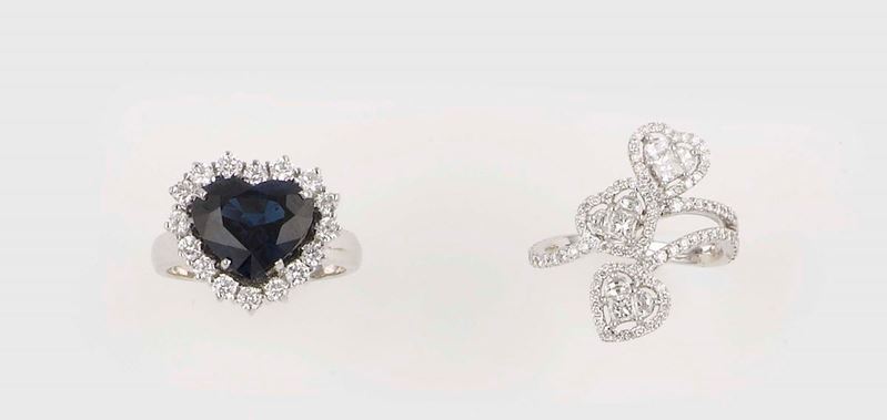 Lotto composto da un anello tre cuori con diamanti ed un anello con zaffiro taglio cuore  - Asta Jewels - II - Cambi Casa d'Aste