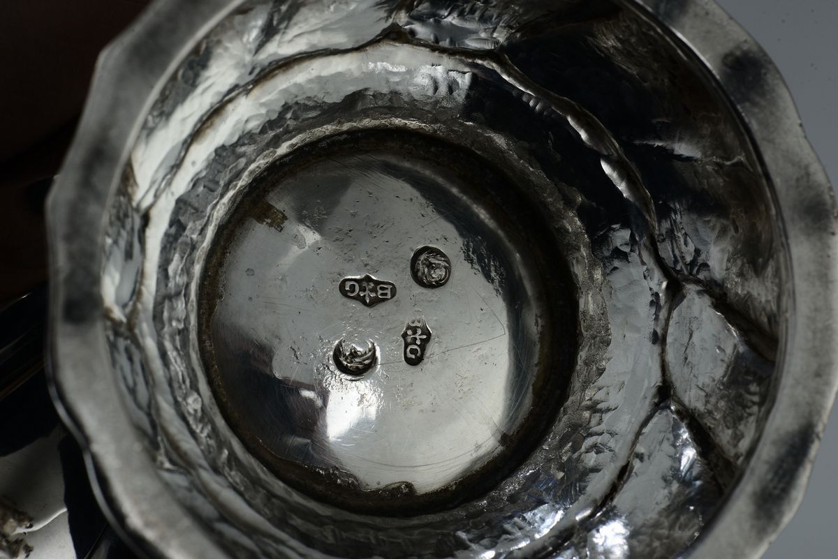 Caffettiera in Argento Fuso e Sbalzato, Venezia Ultimo Quarto del XVIII Secolo, Punzoni del Leone...