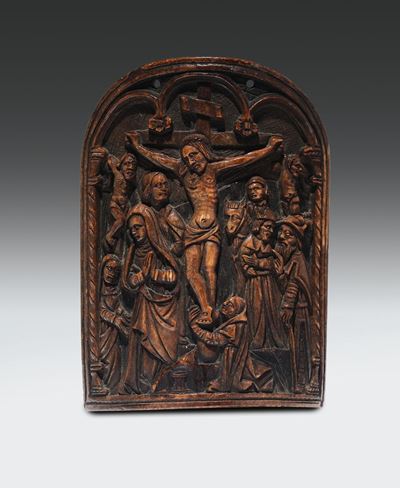 Placca Centinata in Avorio Scolpito con Raffigurazione della Crocifissione, Arte Spagnola del XV ...