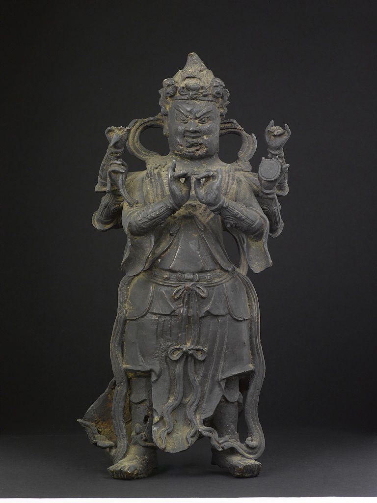 Figura di Dvarapala a sei braccia in bronzo, Cina, Dinastia Ming, XVII secolo  - Asta Chinese Works of Art - Cambi Casa d'Aste