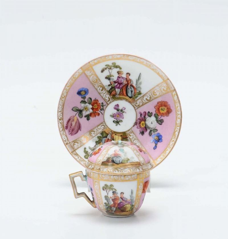 A porcelain cup with cover, Dresden, Helena Wolfsohn, late 19th century  - Auction Antique Online Auction - Cambi Casa d'Aste