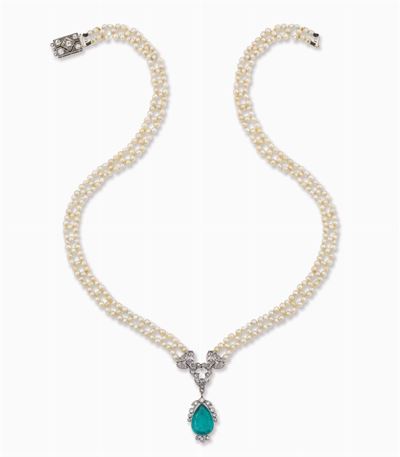Collana Art Deco con Perle Naturali e Smeraldo Taglio Goccia