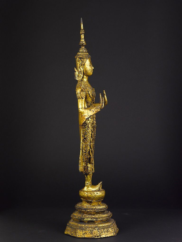 Divinità Eretta in Bronzo Dorato, Thailandia, XIX Secolo