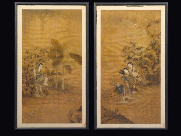 Coppia di dipinti su seta incorniciati raffiguranti Guanyin, Cina, Dinastia Qing, XIX secolo