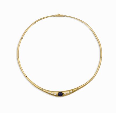Girocollo con Zaffiro Taglio Cabochon e Diamanti