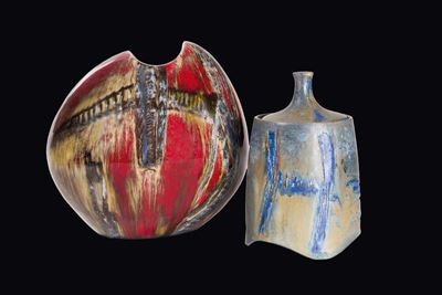 Carlo Zauli, Vaso asimmetrico e scatola con coperchio in ceramica smaltata, 1960 ca.