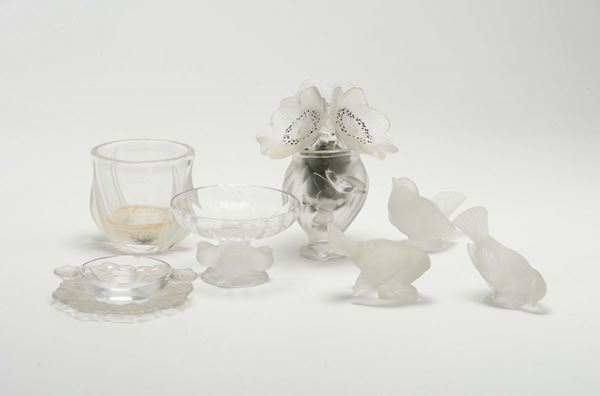 Lotto di otto vetri Lalique