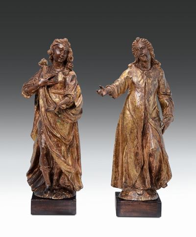 Coppia di Figure in Legno Scolpito e Parzialmente Dorato Rappresnetanti L’annunciazione, Scultore...