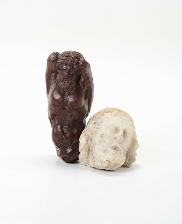 Lotto di due oggetti in marmo