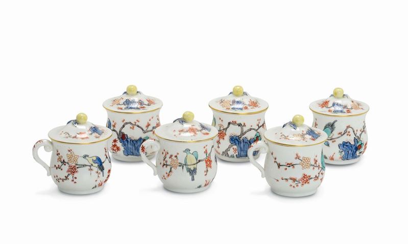Sei tazze da crema Probabilmente Chantilly, XVIII secolo  - Asta Maioliche e porcellane dal XVI al XIX secolo - Cambi Casa d'Aste