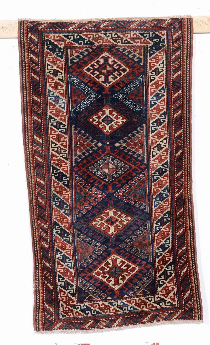 Tappeto caucasico Kazak, inizio XX secolo  - Auction Fine Art - Cambi Casa d'Aste