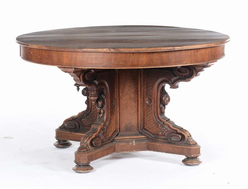 Tavolo circolare in noce, XIX secolo  - Auction Fine Art - Cambi Casa d'Aste