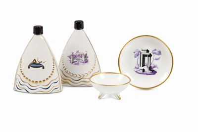 Richard Ginori, Pittoria di Doccia, set in porcellana con decoro viola e oro (bottiglie e accesso...