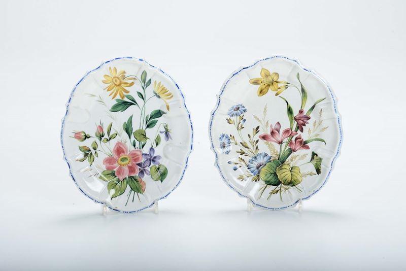 Due piatti in ceramica, Nove, firmati G.B.V.  - Auction Asta a Tempo Antiquariato - II - Cambi Casa d'Aste