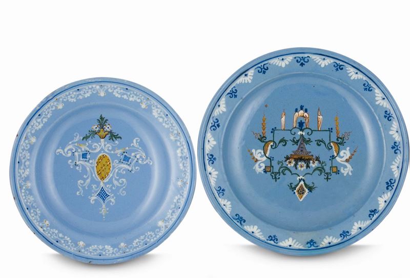 Due piatti Pavia, bottega della prima metà del XVII secolo  - Auction Collectors' Majolica - Cambi Casa d'Aste
