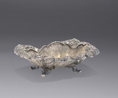 Cestino in Argento Sbalzato, Traforato e Cesellato, Vienna 1852