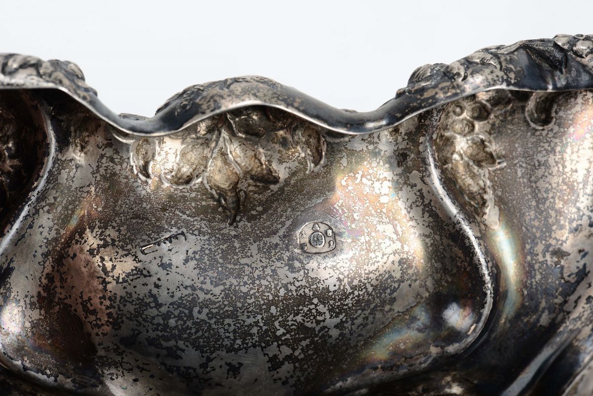 Cestino in Argento Sbalzato, Traforato e Cesellato, Vienna 1852