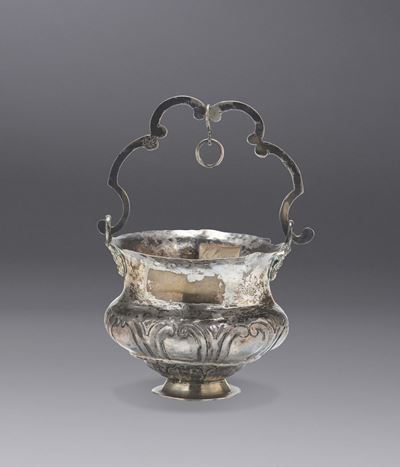 Piccolo Secchiello in Argento Sbalzato, Fuso e Cesellato, Palermo XVIII Secolo