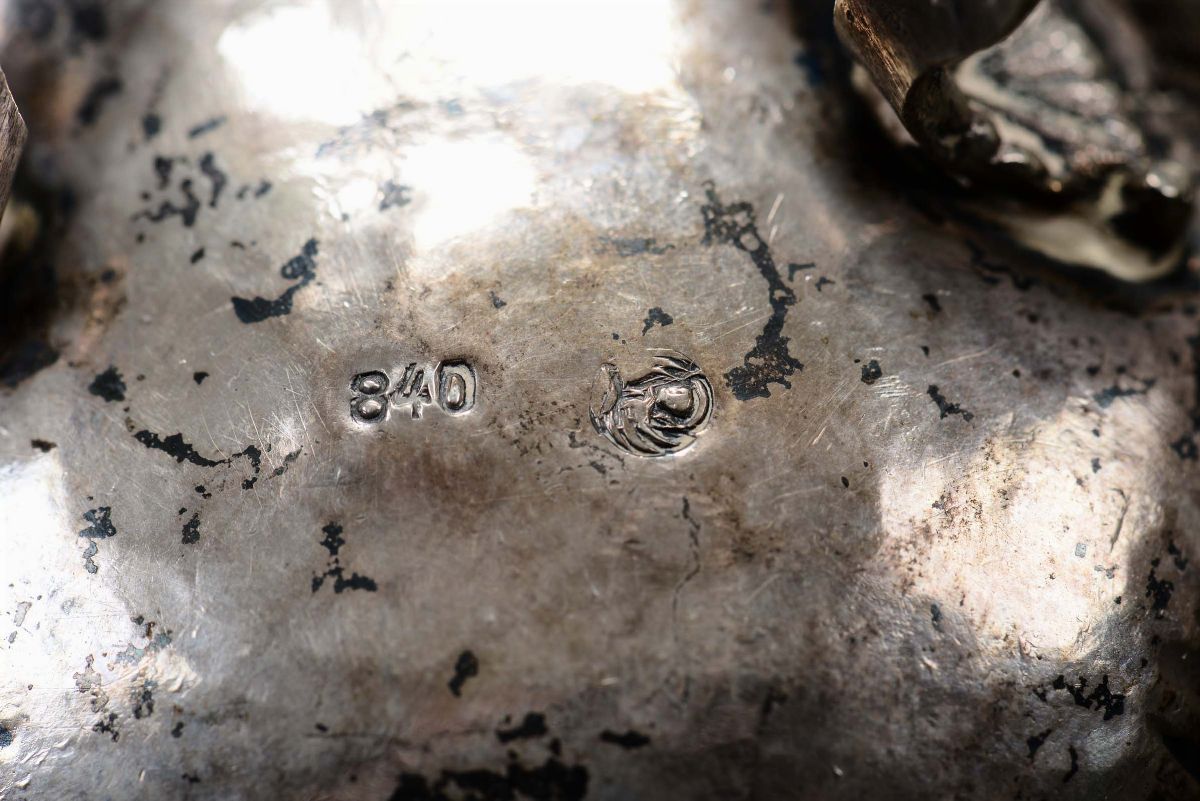 Piccola Scatoletta Rotonda del XX Secolo, Punzoni di Venezia
