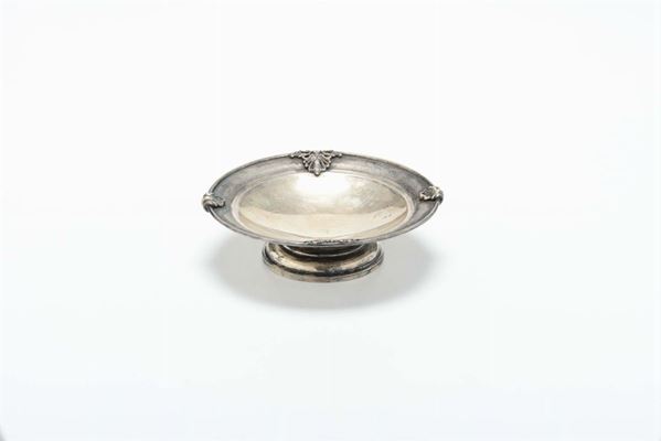 Piccola alzatina rotonda in argento, Ausburg, XX secolo