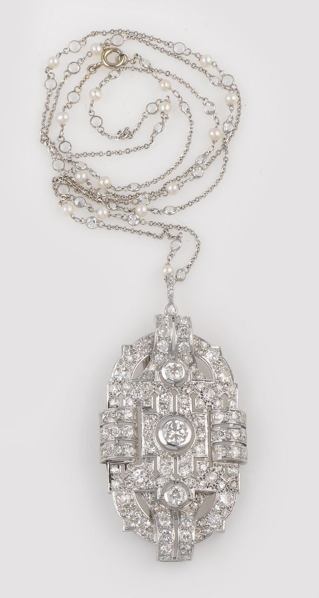 A diamond pendant  - Auction Jewels - II - Cambi Casa d'Aste
