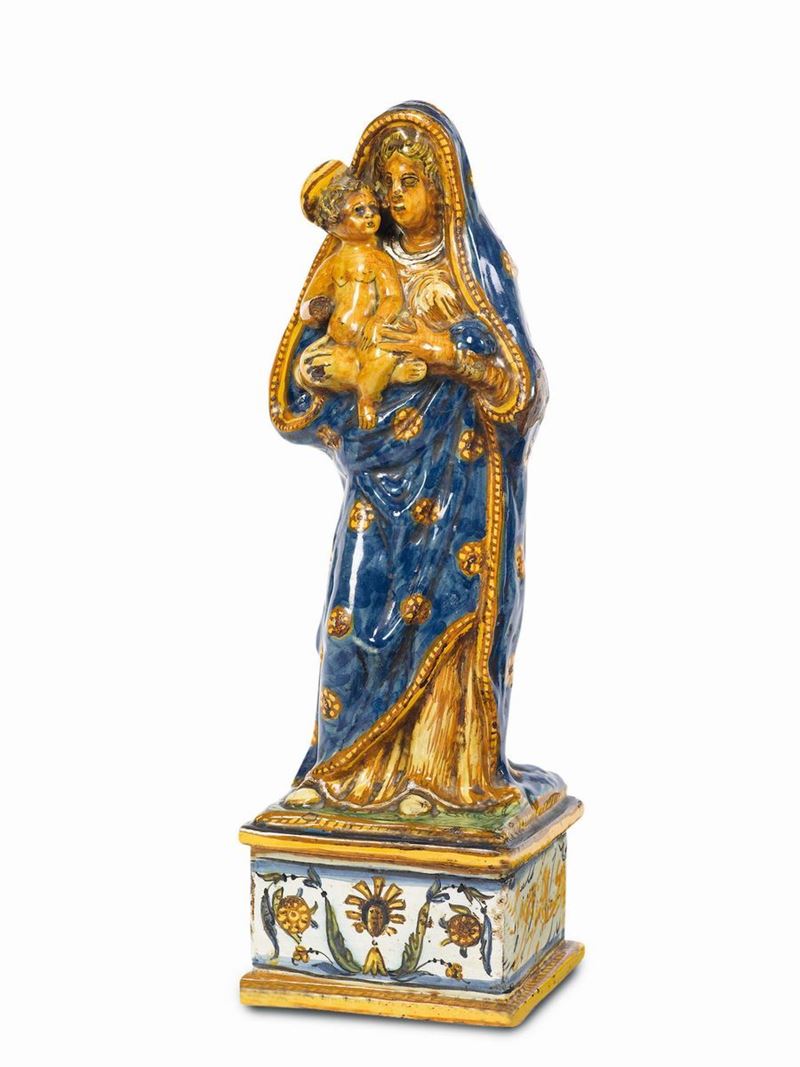 Madonna con Bambino Urbino, bottega Patanazzi, fine XVI inizi del XVII secolo  - Asta Maioliche e Porcellane da Collezione - Cambi Casa d'Aste