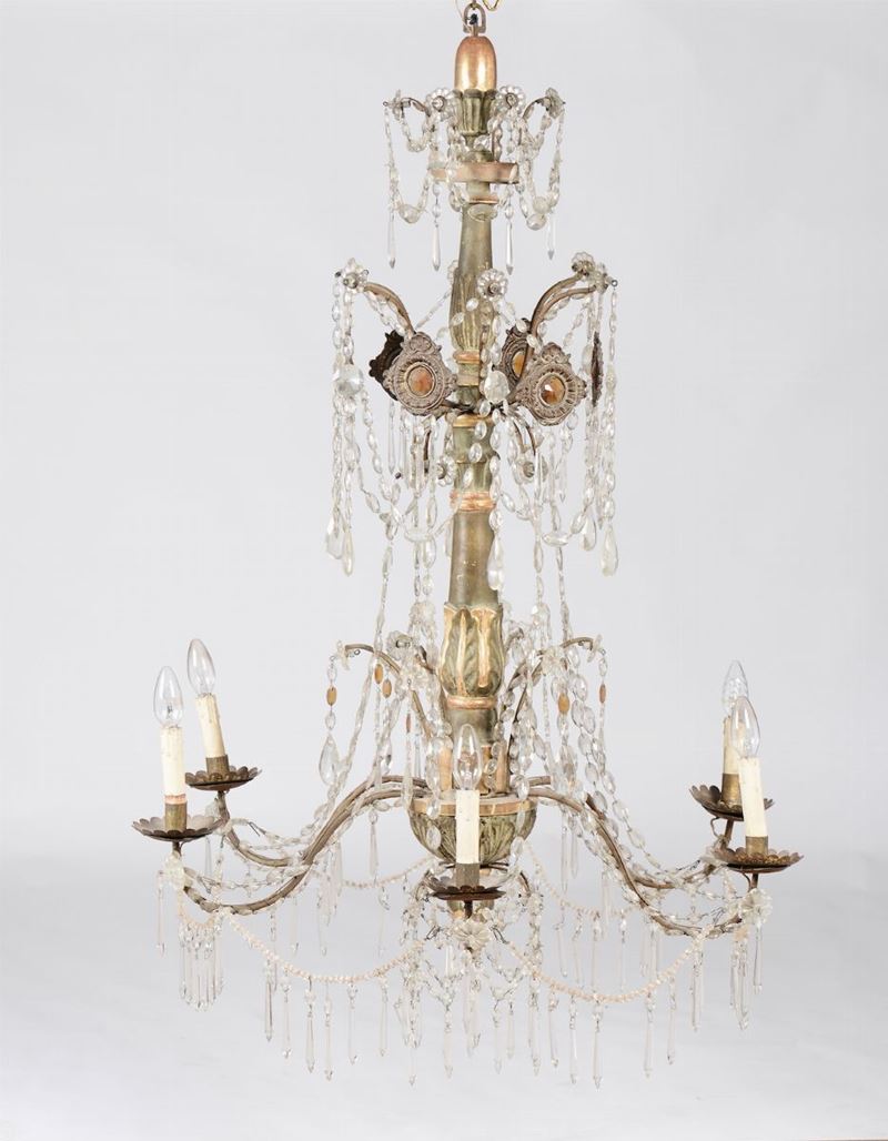Lampadario a sei luci con fusto in legno intagliato, laccato e dorato, XIX secolo  - Auction Asta a Tempo Antiquariato - II - Cambi Casa d'Aste