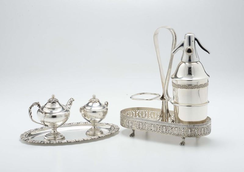Lotto di oggetti in argento, XX secolo  - Asta Antiquariato - Cambi Casa d'Aste