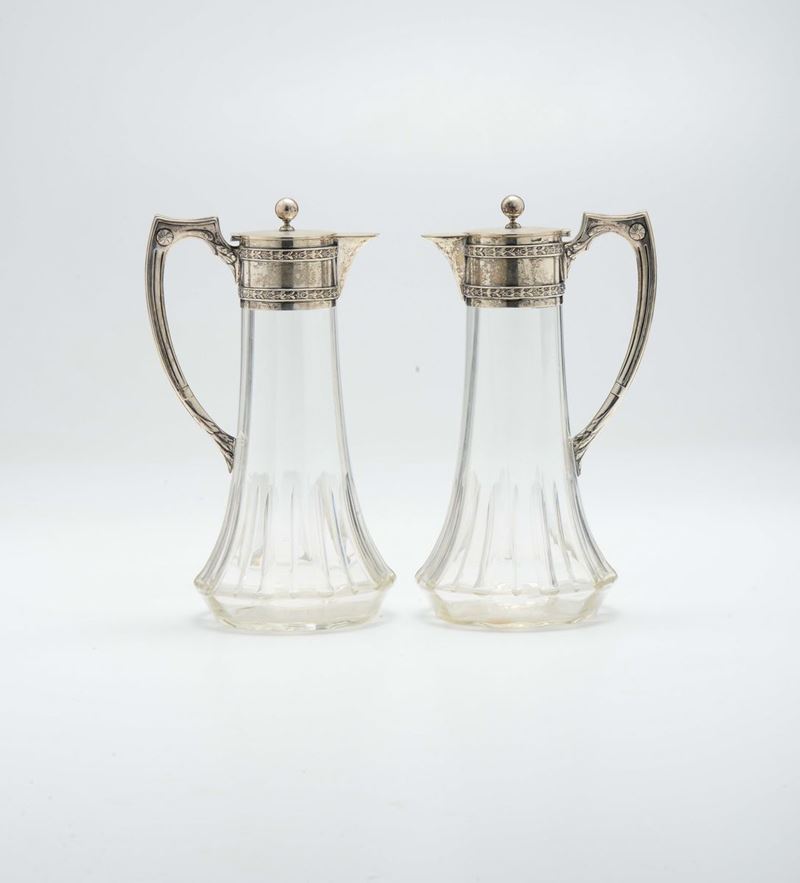 Due caraffe in vetro e argento, probabilmente Francia, Inizi XX secolo  - Asta Antiquariato - Cambi Casa d'Aste