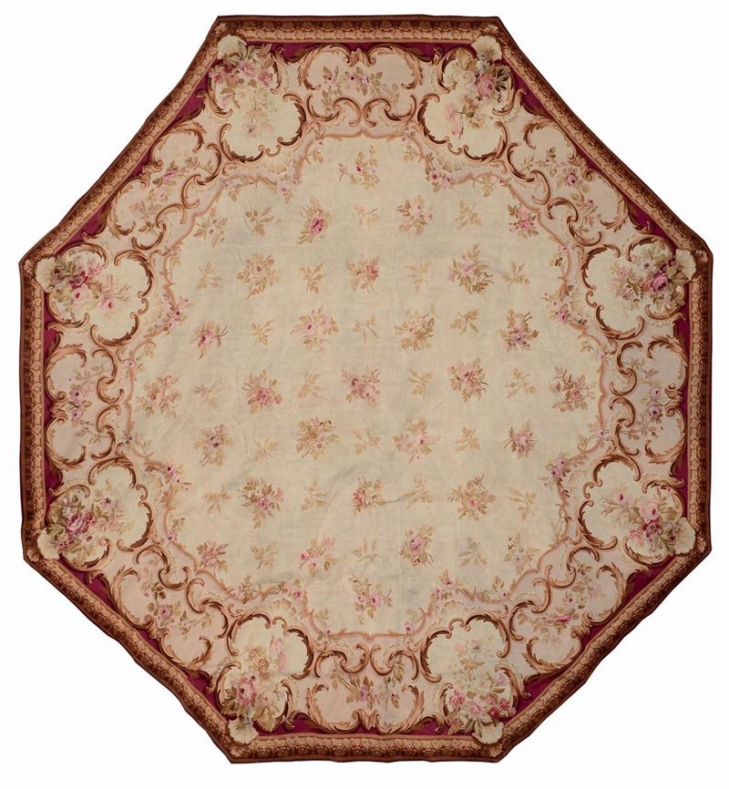 Importante Aubusson di forma ottagonale, XIX secolo  - Auction Important Artworks and Furnitures - Cambi Casa d'Aste