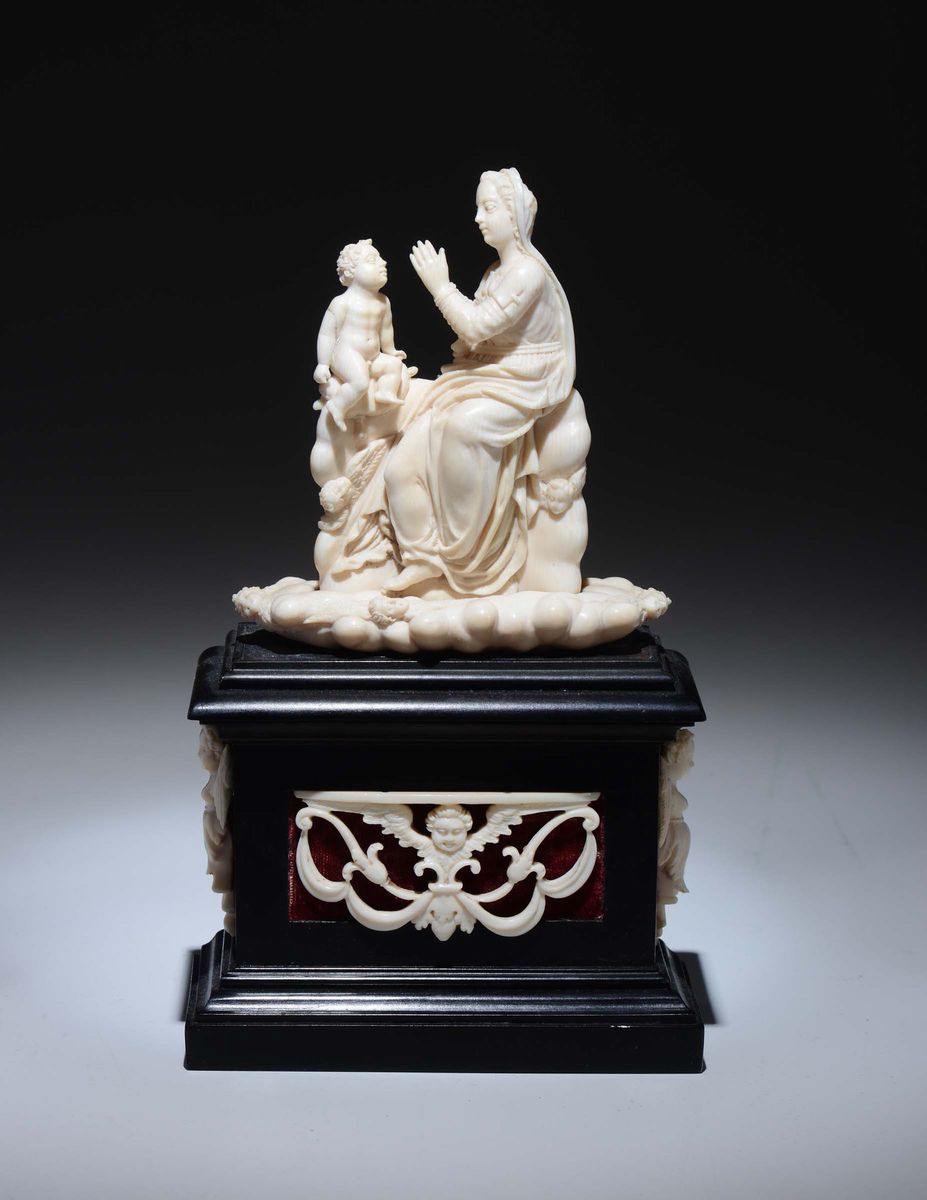 Gruppo in Avorio Scolpito Raffigurante “madonna della Ghiara”. Italia Centrale, Inizio XVIII Seco...