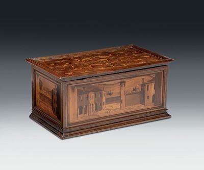 Cassina Rettangolare in Legno di Noce Intarsiata con Varie Essenze. Italia Centrale, Emilia (?) X...
