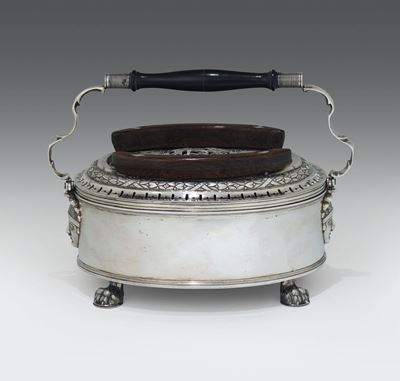 Scaldino in Argento Fuso, Sbalzato, Traforato e Cesellato, Granducato di Toscana XIX Secolo, Boll...