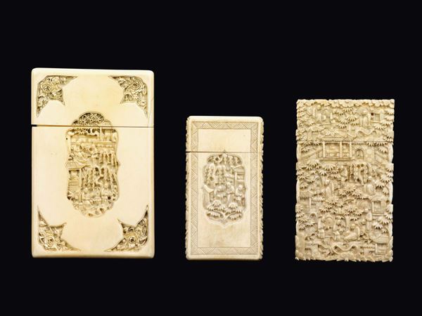Three carved ivory card cases with crosses and common life scenes, Canton, China, Qing Dynasty, 19th century