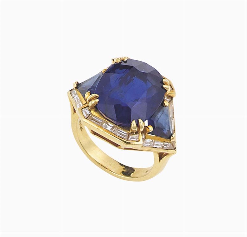 A Burma sapphire and diamond ring. Sabbadini. Gubelin report  - Auction Fine Jewels - I - Cambi Casa d'Aste