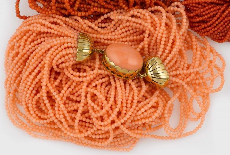 A multi-stand coral necklace  - Auction Jewels - II - Cambi Casa d'Aste