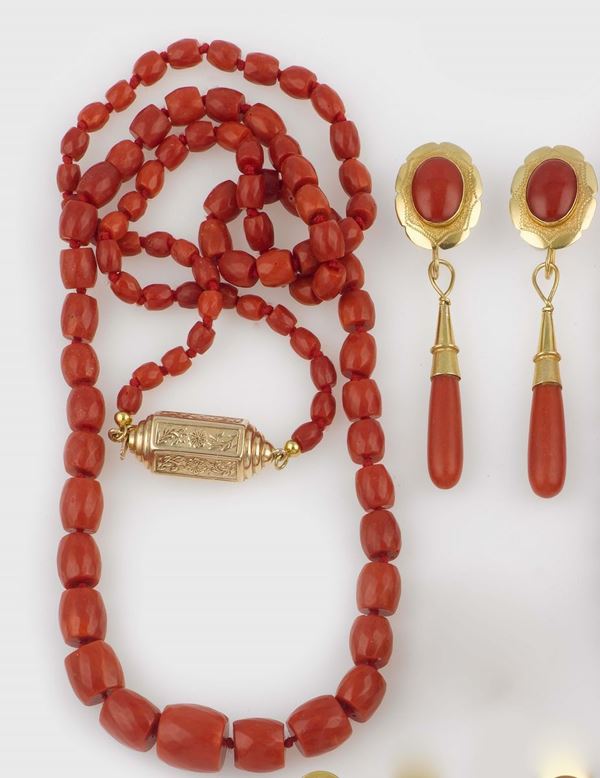 A coral and gold demi-parure